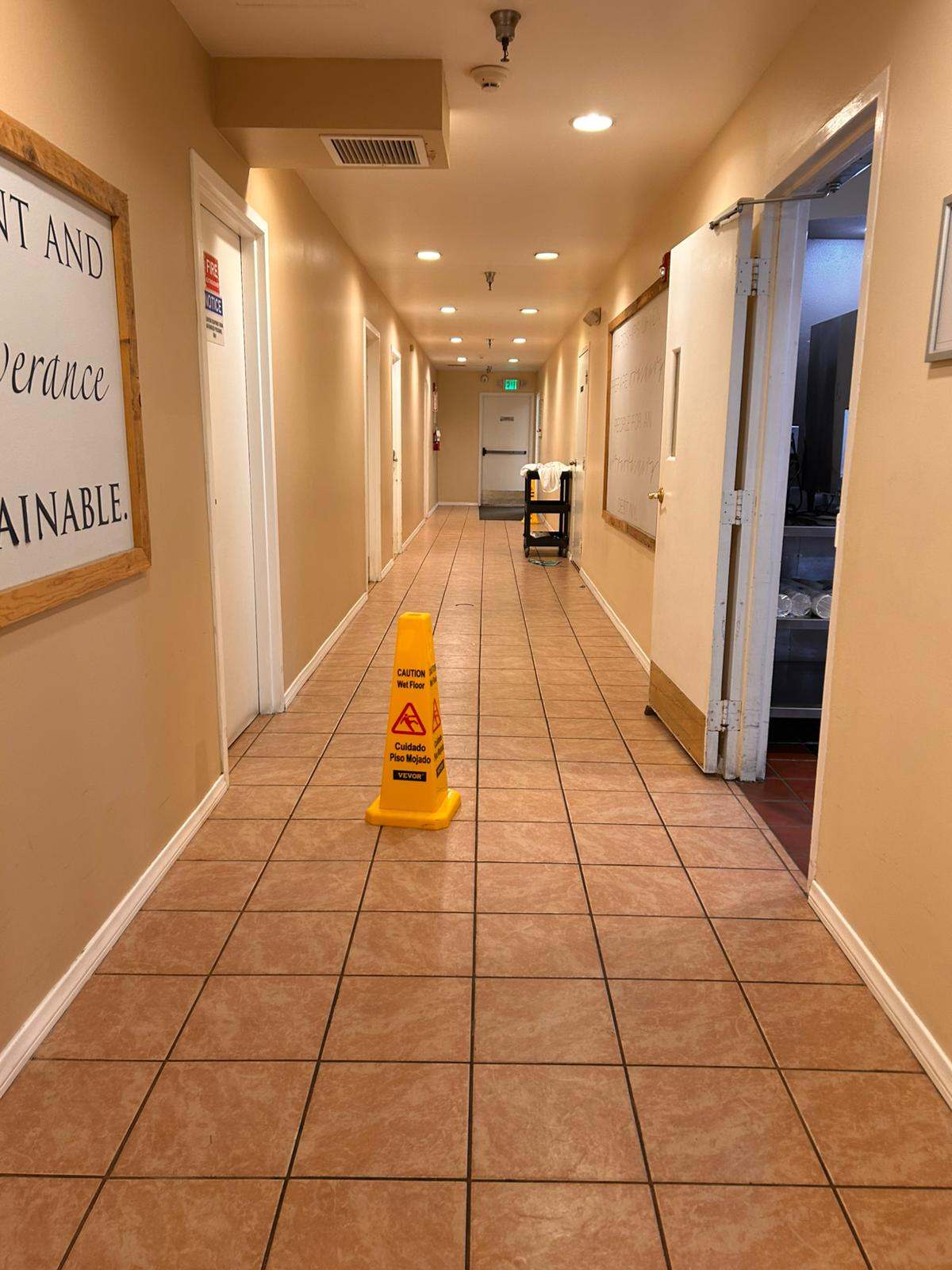 Riveras-Janitorial-Services-Gallery-27