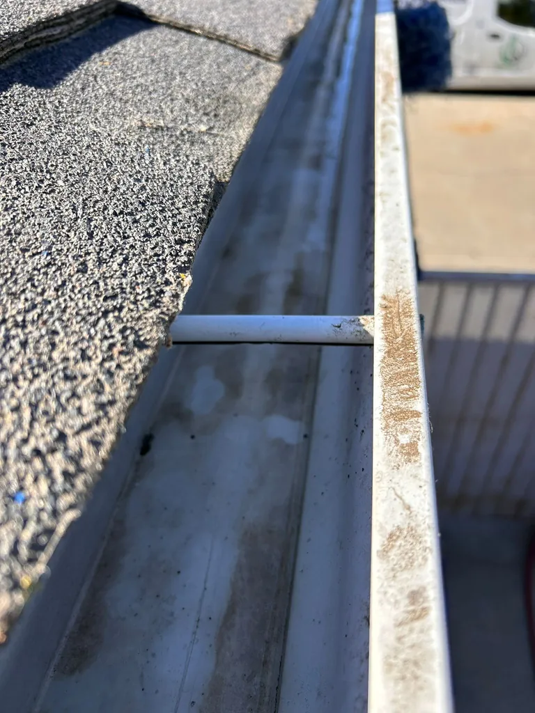 Janitorial Services - Pressure Washing - Gutter cleaning