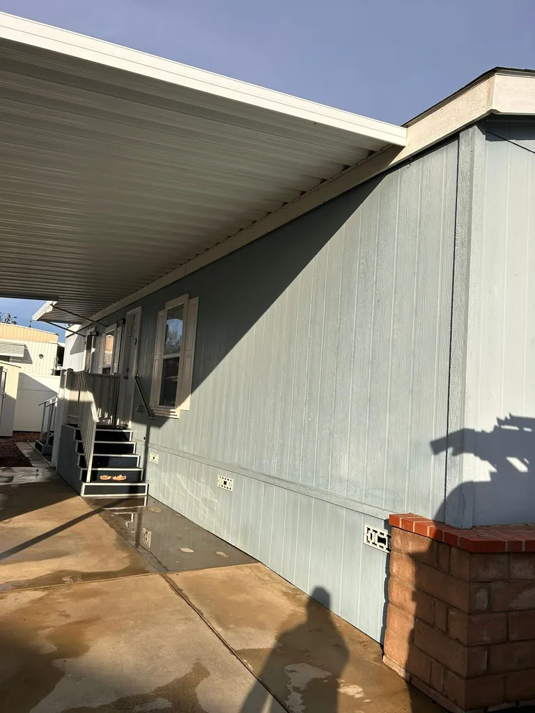 Janitorial Services - Pressure Washing