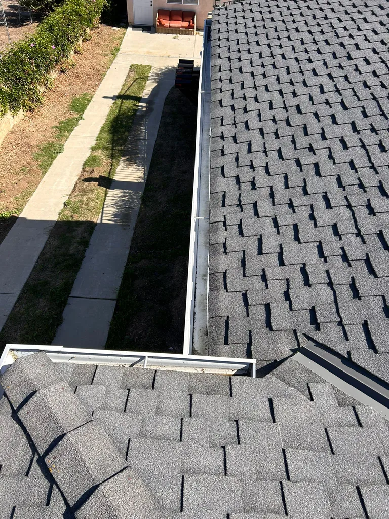 Janitorial Services - Pressure Washing - Gutter cleaning