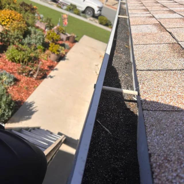 Janitoral Services - Gutter cleaning