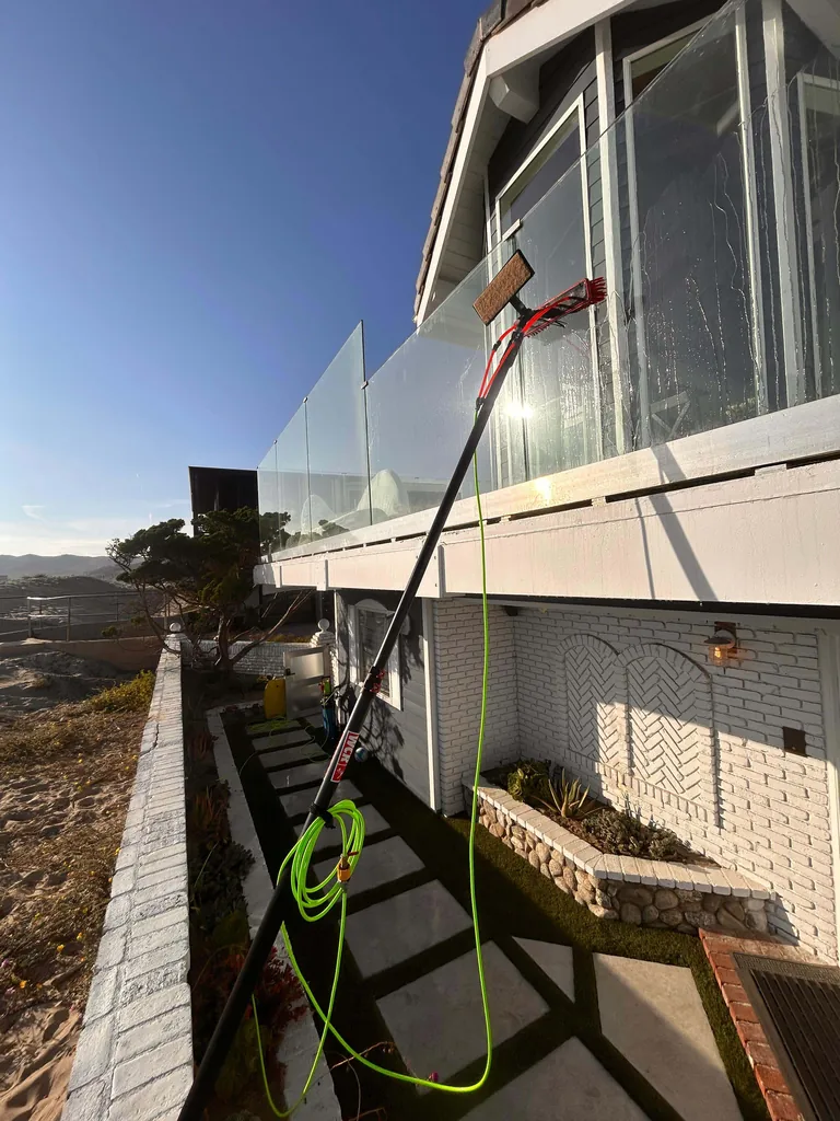 Window Cleaning Commercial Before 2 - Rivera´s Janitorial Services LLC