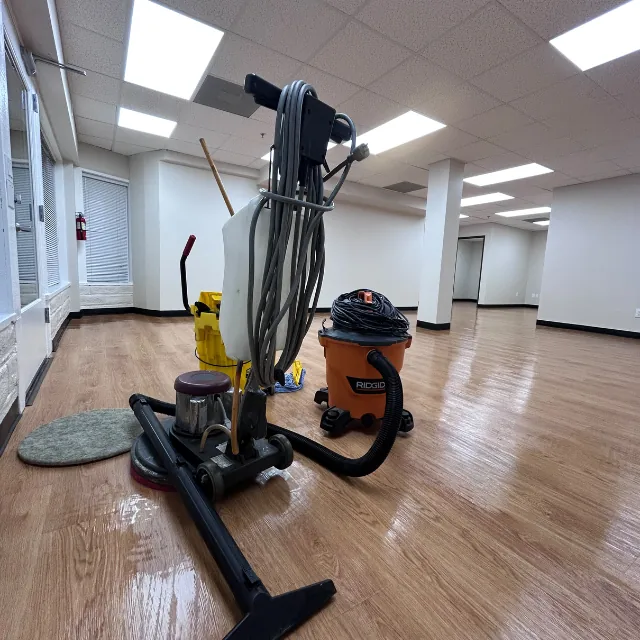 Rivera´s Janitorial Services LLC- Janitorial Services 8