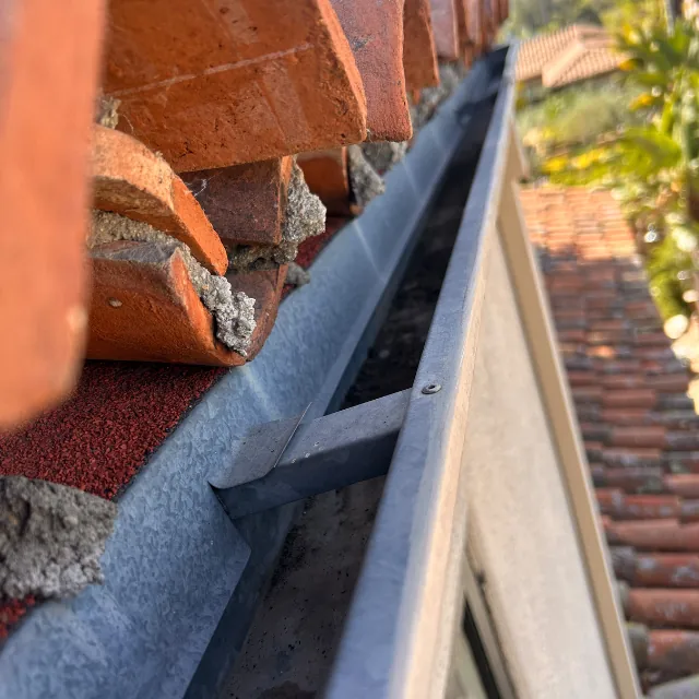 Rivera´s Janitorial Services LLC | Gutter Cleaning After 1